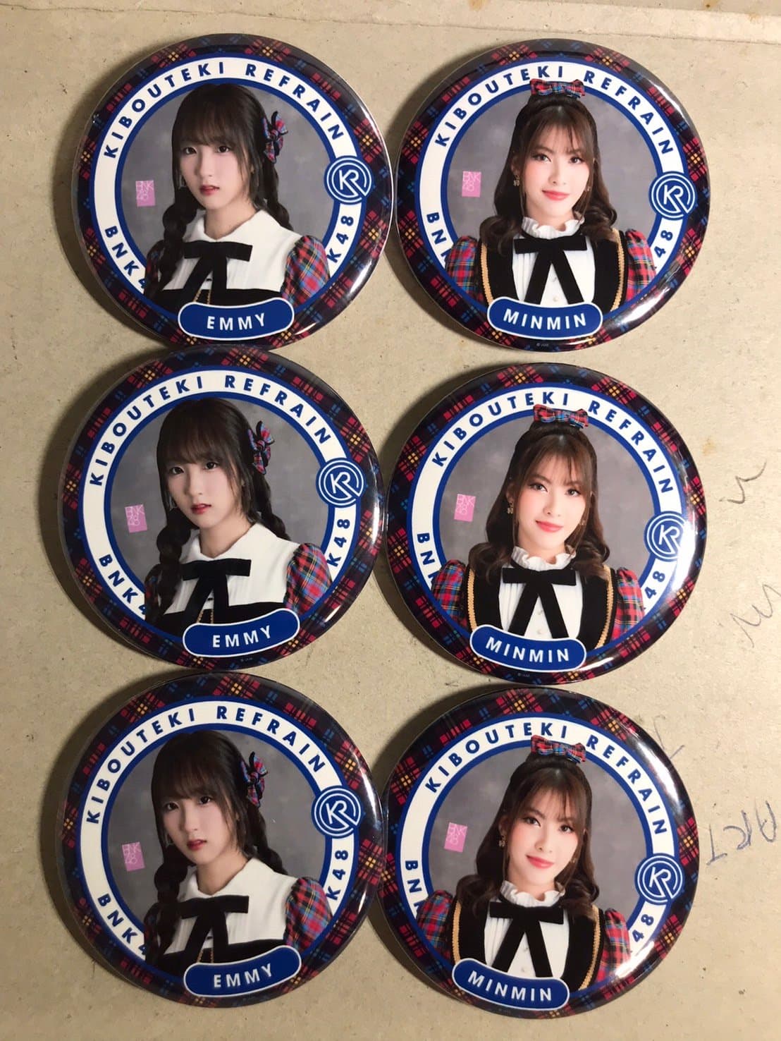 เข็มกลัด ตัวอย่างงาน 4